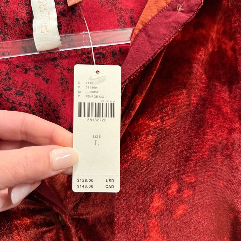 NWT - Anthropologie Pilcro Orsay Cherry Red Velvet Button Down Top Size L - Picture 5 of 10
